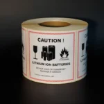 Etykiety samoprzylepne transportowe informacyjne.