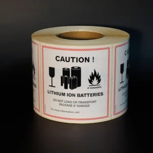 Etykiety samoprzylepne transportowe informacyjne.