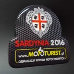 Naklejka 3D wypukła w kształcie nieregularnym.