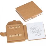 Kolorowanka z kredkami drewnianymi 12 kolorów Beżowy